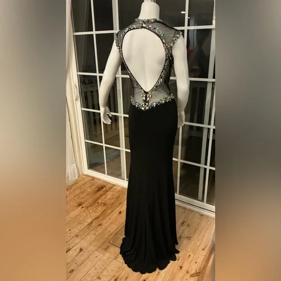 Mac Duggal Prom Event Black Beaded Evening Gown Embellished Bodice Woman Size 4 - Picture 13 of 16